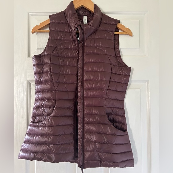 lululemon athletica Jackets & Blazers - Lululemon Pack it Down Vest